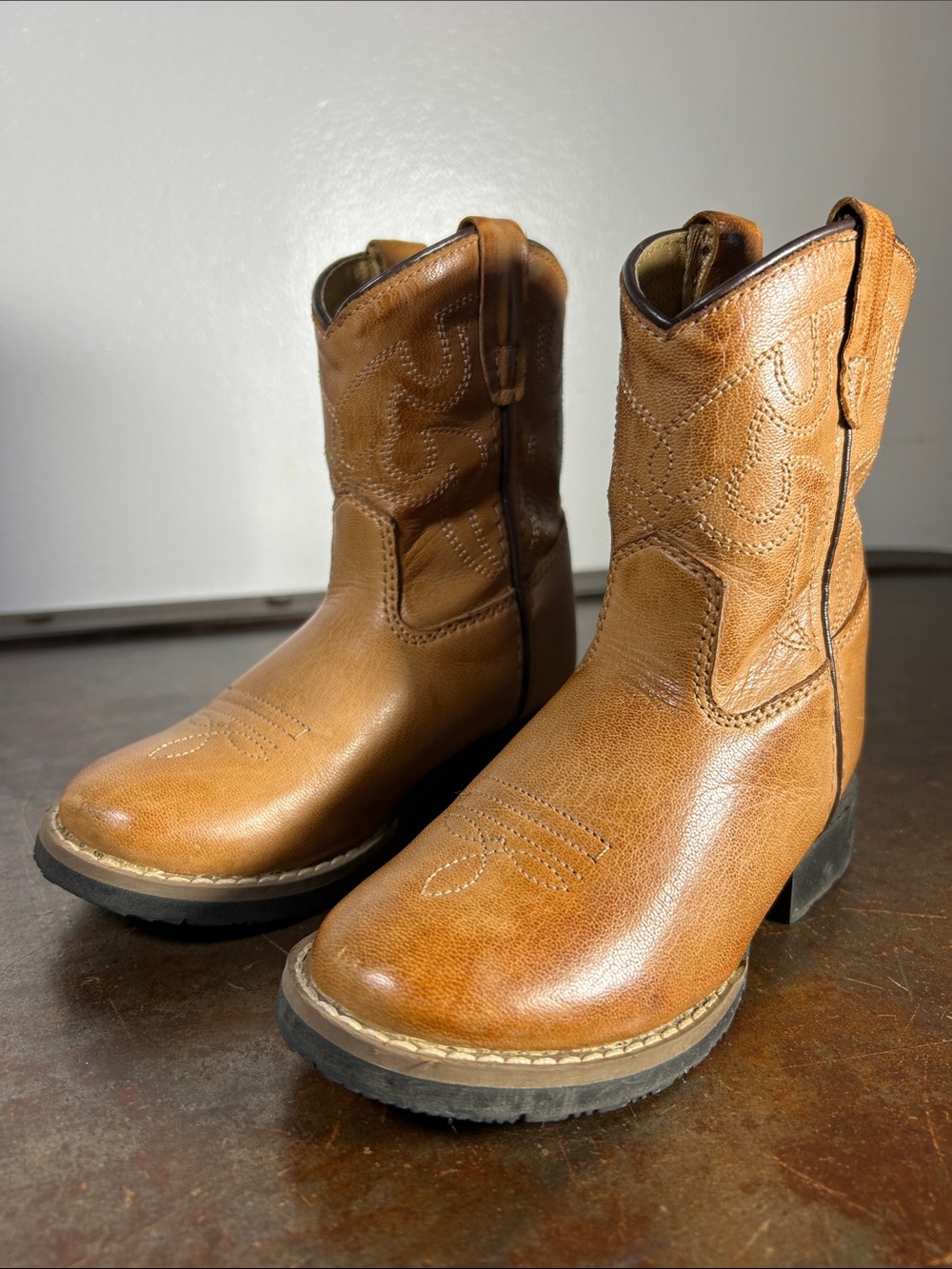 Cody James Toddler’s Tan Showdown Round Toe Western Boots Size Toddler’s 7